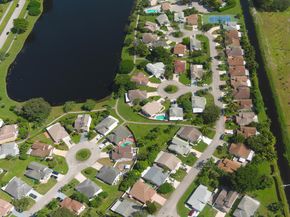 80 Tara Lakes Drive W, Boynton Beach FL 33436