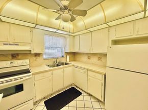 2787 Dudley Drive W G, West Palm Beach FL 33415