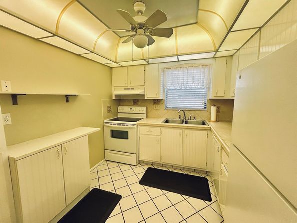 2787 Dudley Drive W G, West Palm Beach FL 33415
