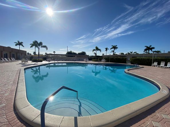 2787 Dudley Drive W G, West Palm Beach FL 33415