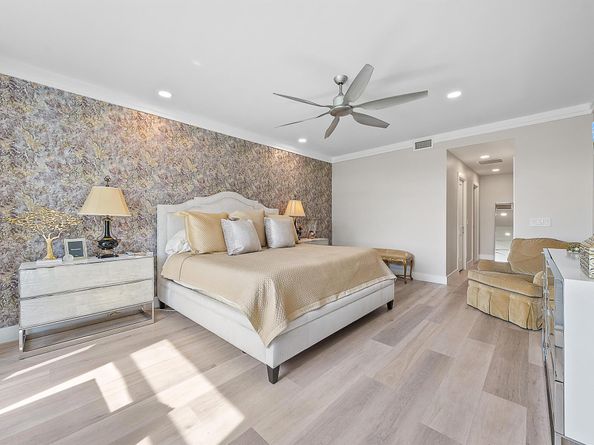 360 Spyglass Way, Jupiter FL 33477