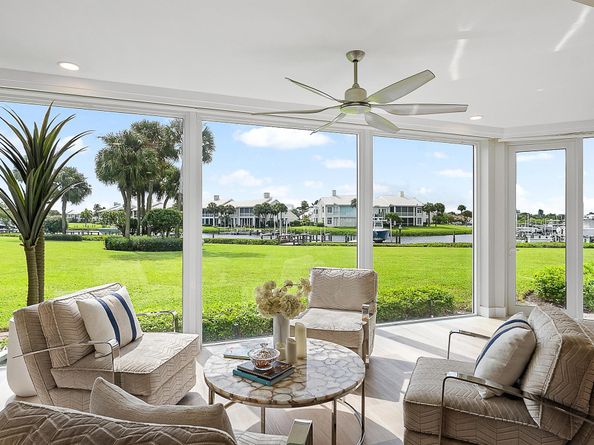360 Spyglass Way, Jupiter FL 33477