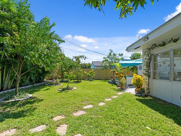 2650 NE 26th Terrace, Boca Raton FL 33431