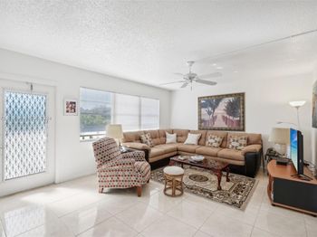 3014 Oakridge A