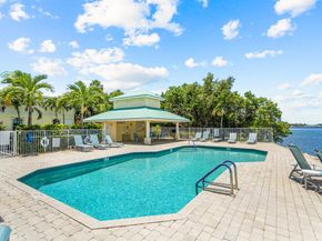 166 Barefoot Cove, Hypoluxo FL 33462
