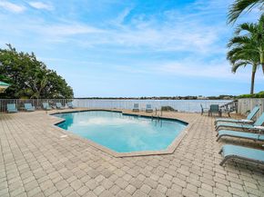 166 Barefoot Cove, Hypoluxo FL 33462