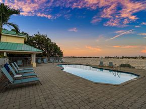 166 Barefoot Cove, Hypoluxo FL 33462