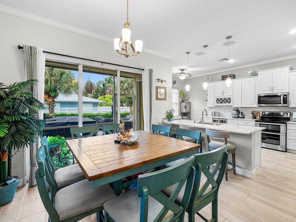 166 Barefoot Cove, Hypoluxo FL 33462