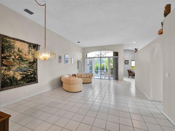 5791 NW 48th Dr, Coral Springs FL 33067