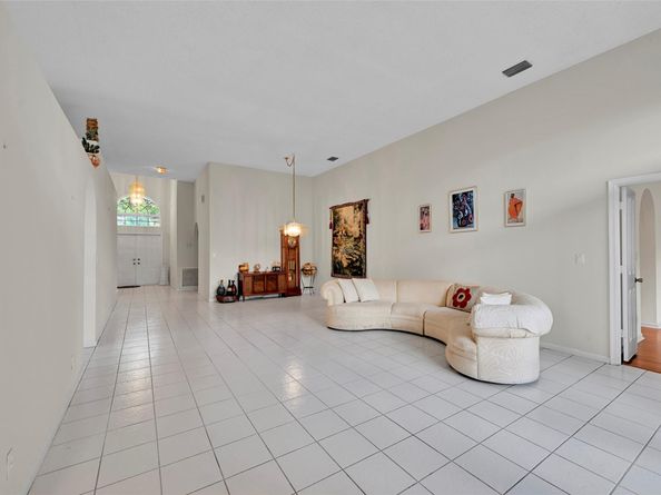 5791 NW 48th Dr, Coral Springs FL 33067