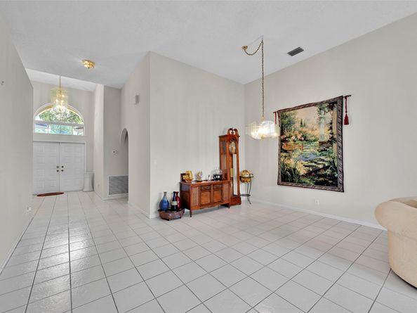 5791 NW 48th Dr, Coral Springs FL 33067