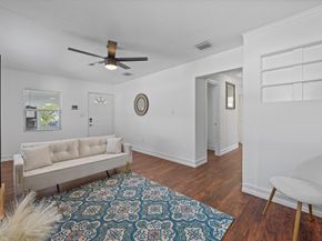 724 Mcintosh Street, West Palm Beach FL 33405