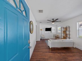 724 Mcintosh Street, West Palm Beach FL 33405