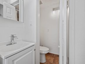 724 Mcintosh Street, West Palm Beach FL 33405