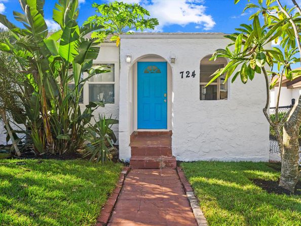 724 Mcintosh Street, West Palm Beach FL 33405