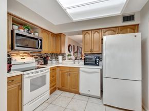 14747 Cumberland Drive 2080, Delray Beach FL 33446