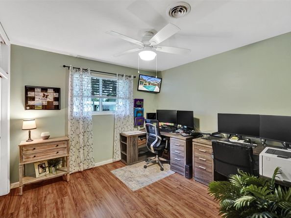 5541 SW 2nd Ct, Plantation FL 33317