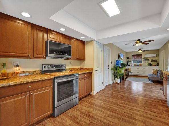 5541 SW 2nd Ct, Plantation FL 33317