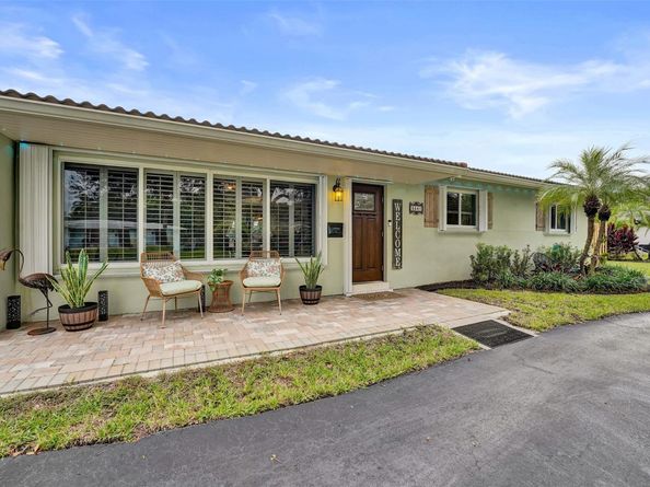 5541 SW 2nd Ct, Plantation FL 33317