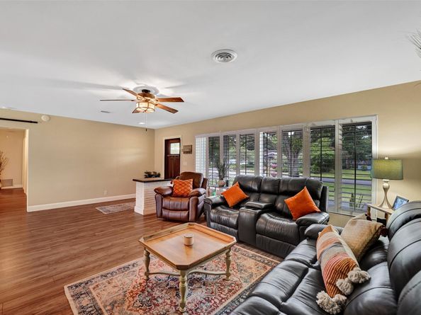 5541 SW 2nd Ct, Plantation FL 33317