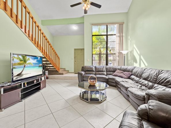 22384 Thousand Pines Lane, Boca Raton FL 33428