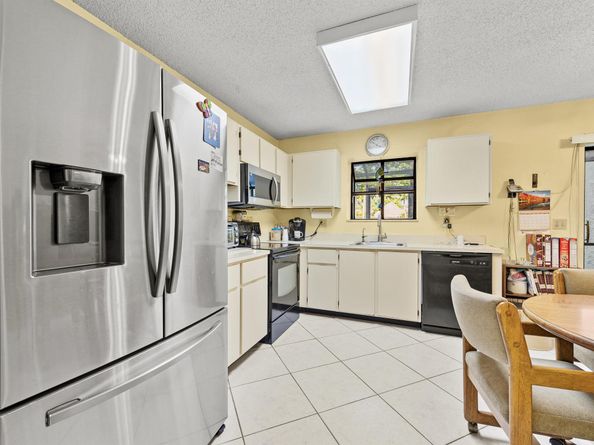 22384 Thousand Pines Lane, Boca Raton FL 33428