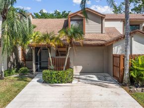 22384 Thousand Pines Lane, Boca Raton FL 33428