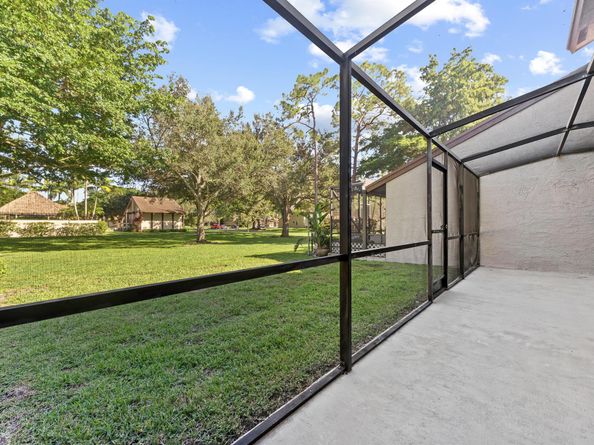 22384 Thousand Pines Lane, Boca Raton FL 33428