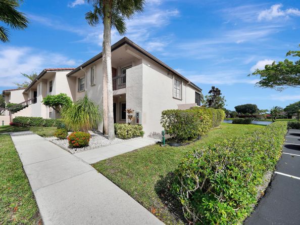 9289 Vista Del Lago G, Boca Raton FL 33428