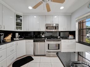 9289 Vista Del Lago G, Boca Raton FL 33428