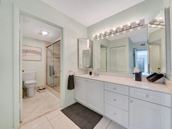 9289 Vista Del Lago G, Boca Raton FL 33428