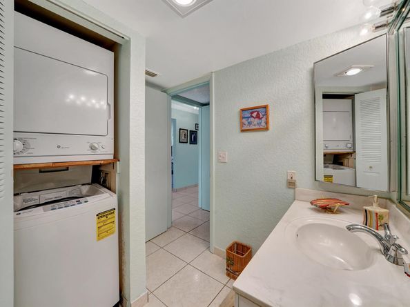 9289 Vista Del Lago G, Boca Raton FL 33428