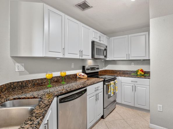 2932 Deer Creek Country Club Blvd 2932, Deerfield Beach FL 33442