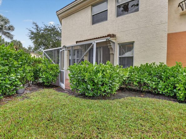 2932 Deer Creek Country Club Blvd 2932, Deerfield Beach FL 33442