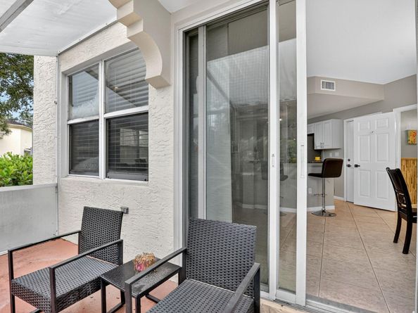 2932 Deer Creek Country Club Blvd 2932, Deerfield Beach FL 33442