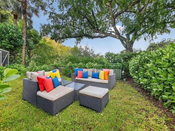 2932 Deer Creek Country Club Blvd 2932, Deerfield Beach FL 33442