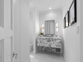 111 Via Palacio, Palm Beach Gardens FL 33418