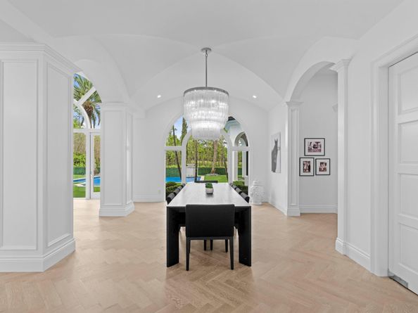111 Via Palacio, Palm Beach Gardens FL 33418