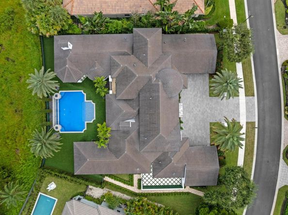 111 Via Palacio, Palm Beach Gardens FL 33418