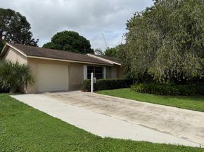 169 Dove Circle, Royal Palm Beach FL 33411