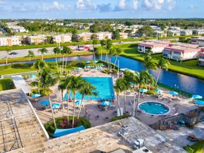 152 Tuscany C C, Delray Beach FL 33446