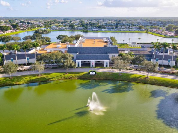152 Tuscany C C, Delray Beach FL 33446