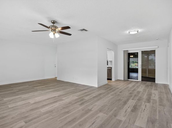 7003 NW 92nd Avenue, Tamarac FL 33321
