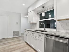 7003 NW 92nd Avenue, Tamarac FL 33321