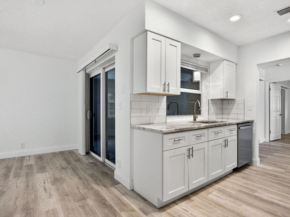 7003 NW 92nd Avenue, Tamarac FL 33321