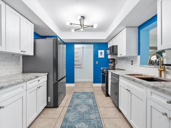 2017 NW 10th Ave, Fort Lauderdale FL 33311