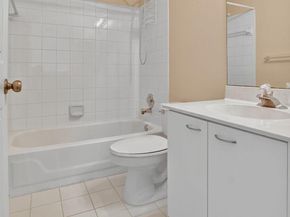 10221 Via Hibiscus 3, Boca Raton FL 33428