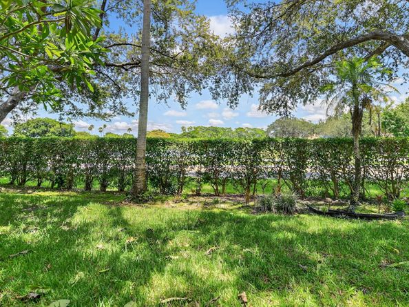 10221 Via Hibiscus 3, Boca Raton FL 33428