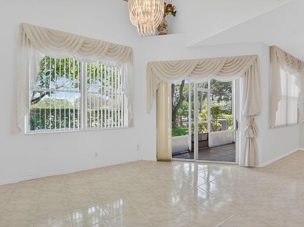 10221 Via Hibiscus 3, Boca Raton FL 33428