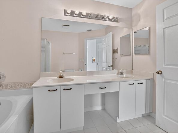 10221 Via Hibiscus 3, Boca Raton FL 33428